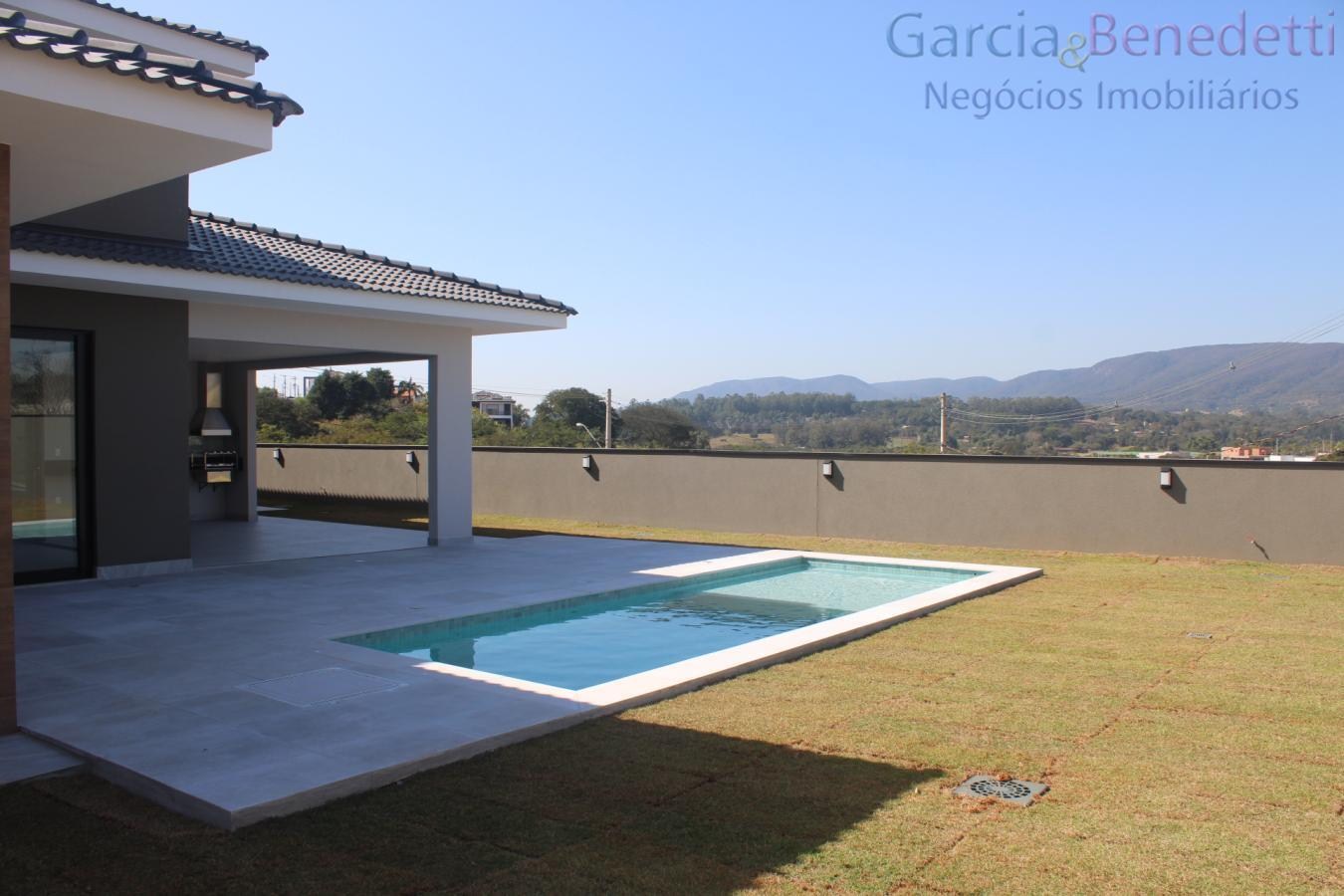 Impecável casa de luxo em condomínio em Jundiaí-SP, bairro Medeiros: 4 quartos, 4 suítes, 3 salas, 5 banheiros, 4 vagas, 325m²!