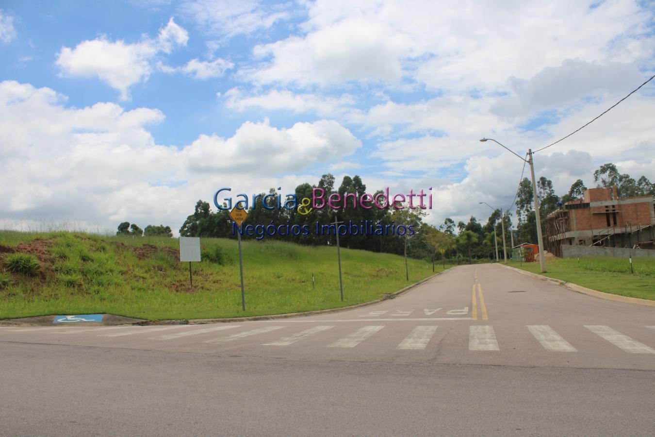 Terreno em condomínio à venda em Jundiaí-SP, bairro Medeiros, 1.432,66 m² de área. Confira já!
