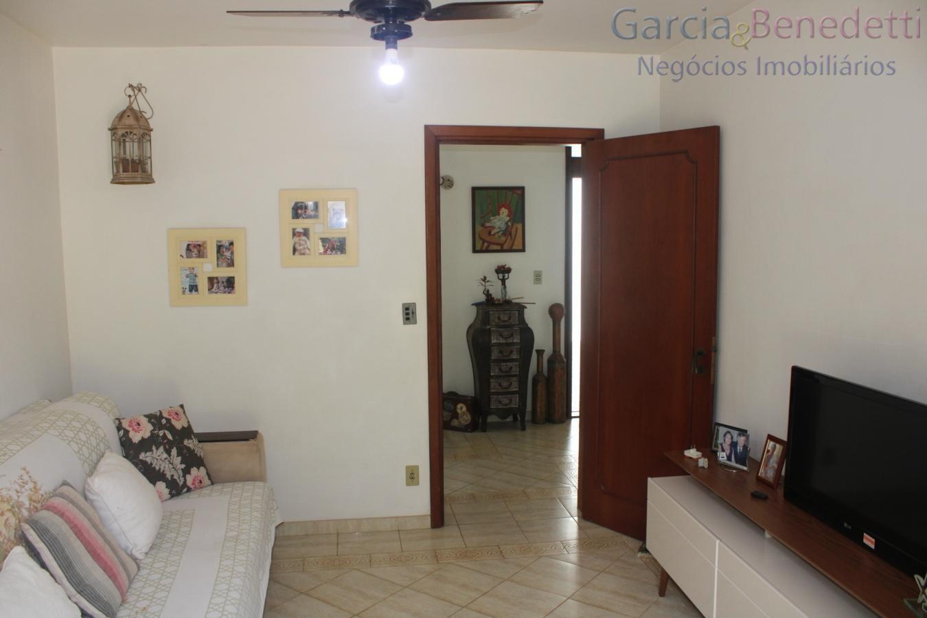 Chácara de luxo no Horto Florestal: 4 quartos, 4 suítes, 3 salas e mais! 630m² - Jundiaí-SP.