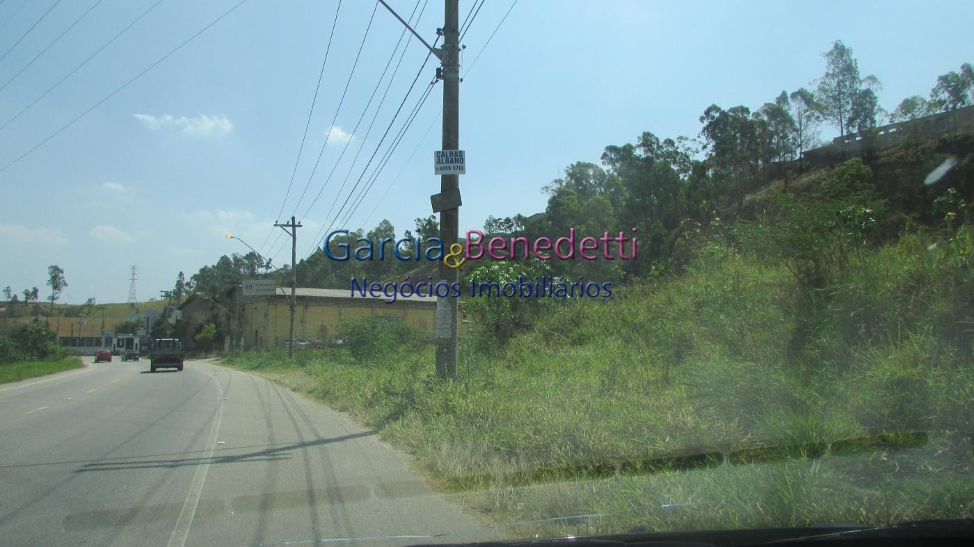 Oportunidade única: Área Industrial de 14.966 m² para venda ou locação em Várzea Paulista-SP, bairro Área Industrial.