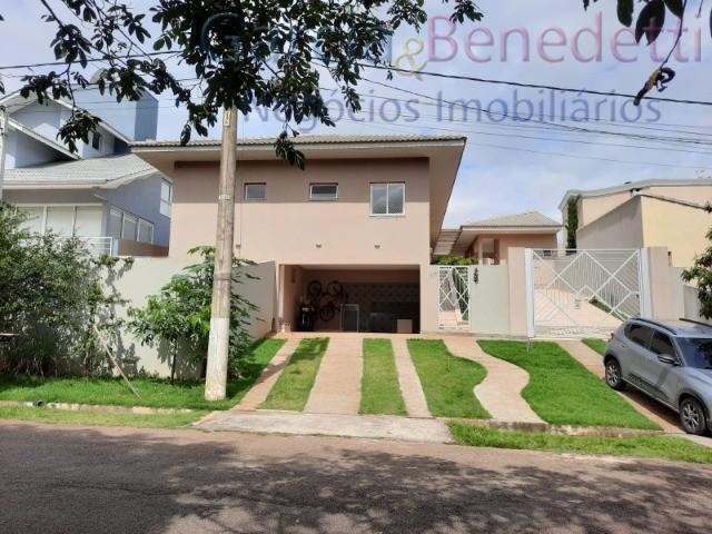 Linda casa em condomínio de alto padrão - residencial parque - foto 1