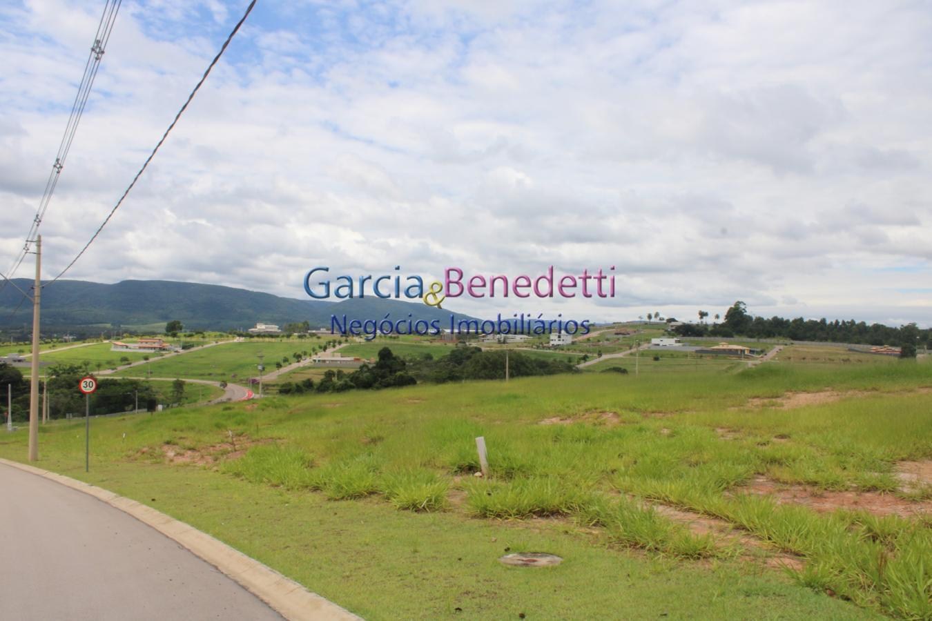Terreno em Condomínio de Luxo, 1.720,17 m², à venda em Jundiaí-SP, Bairro Medeiros: Oportunidade Única!