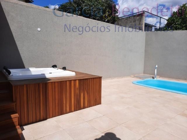 Linda Casa em Condomínio de Alto Padrão - Residencial Parque das Garças III - Atibaia - SP