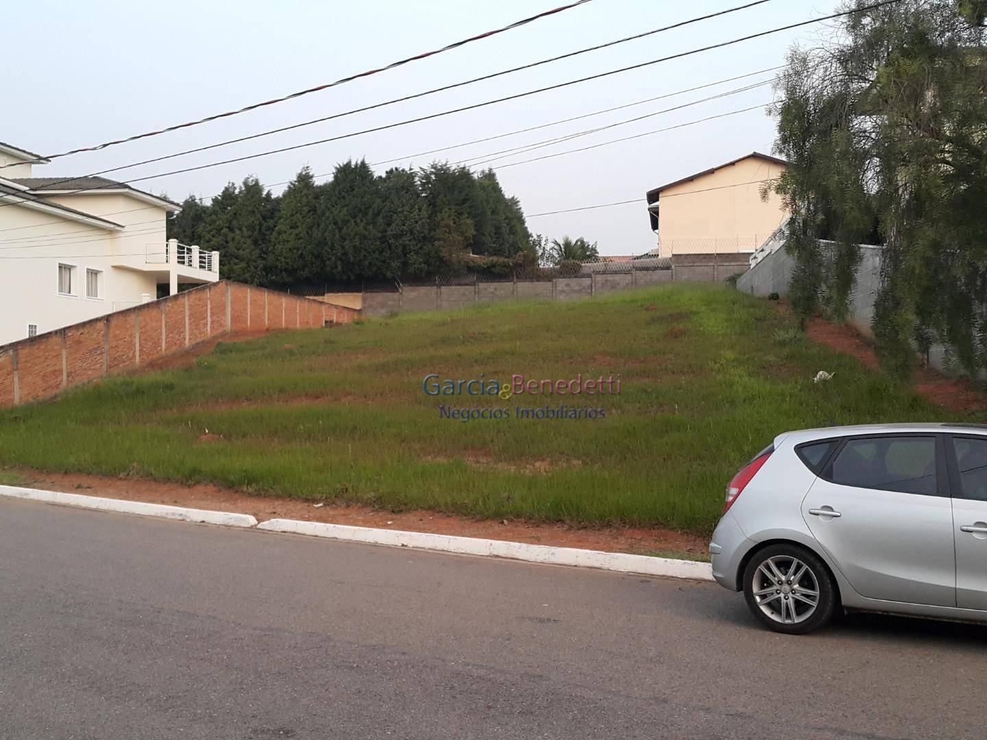 Ótimo terreno em condomínio de alto padrão para venda em jun