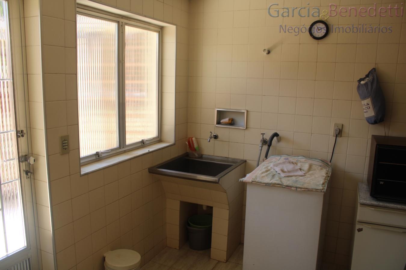 Chácara de luxo no Horto Florestal: 4 quartos, 4 suítes, 3 salas e mais! 630m² - Jundiaí-SP.
