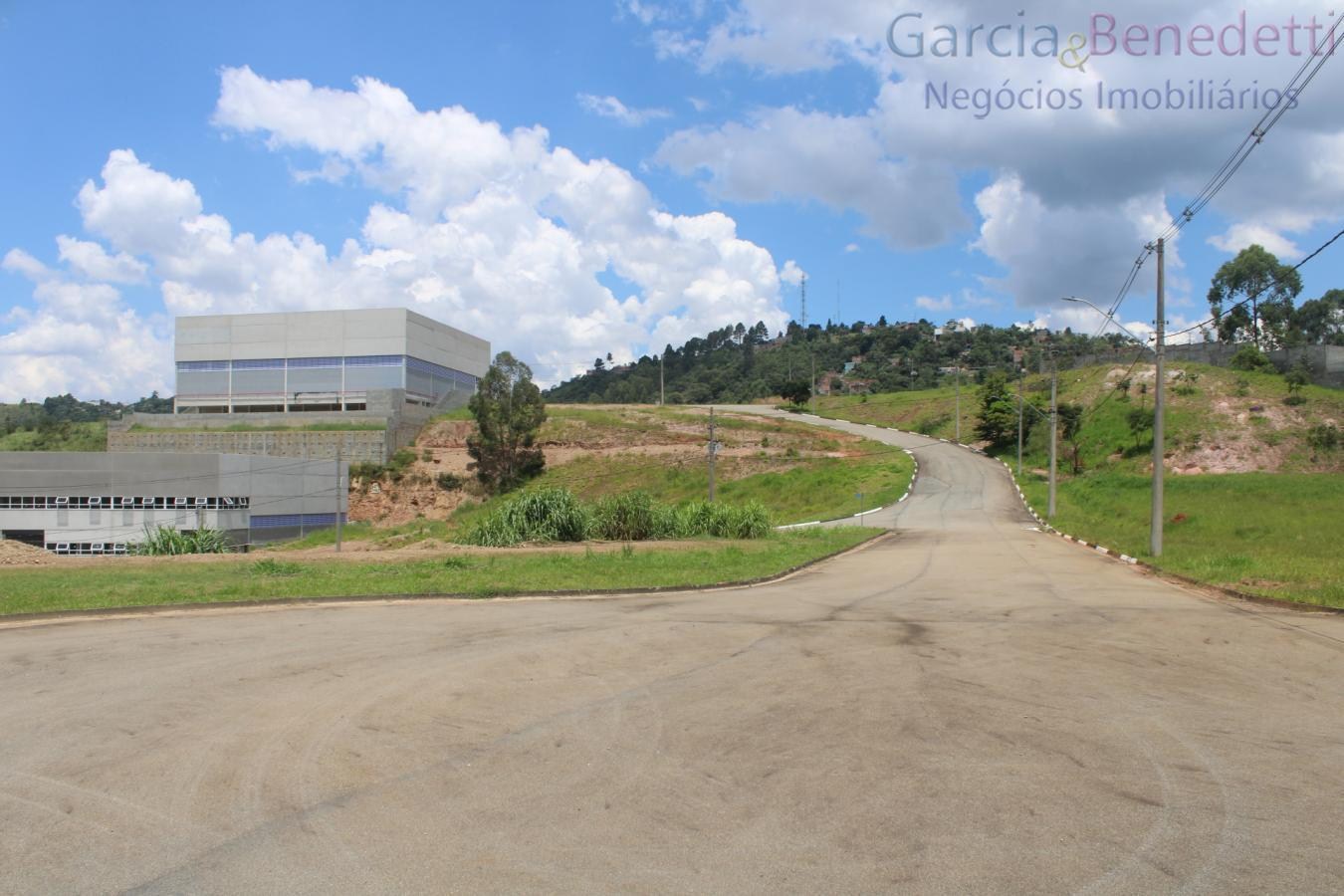 Terreno Industrial para Venda em Santana de Parnaíba / SP no bairro Chácara do Solar I (Fazendinha)