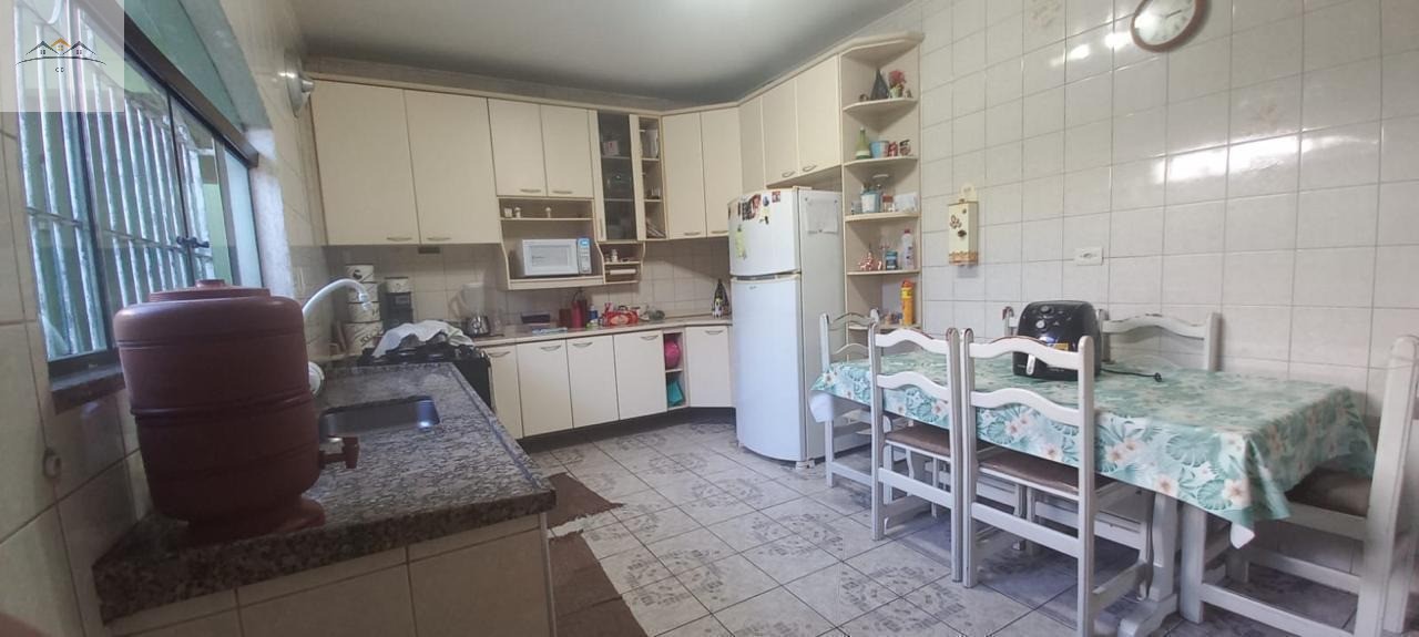 Casa, 3 quartos, 210 m² - Foto 11