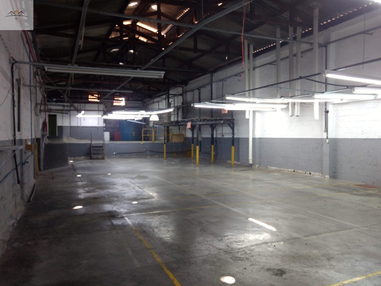Depósito-Galpão, 1000 m² - Foto 1