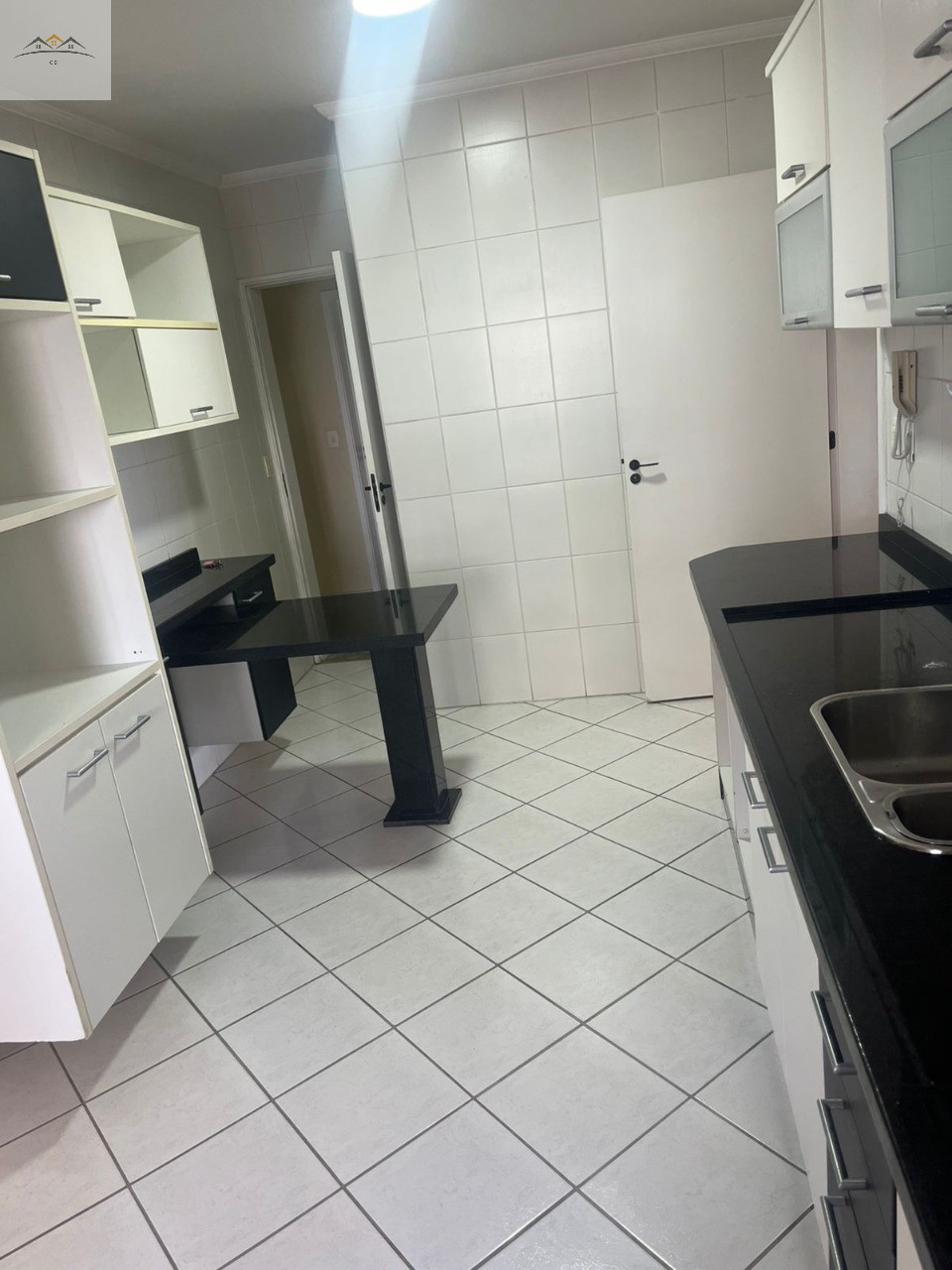 Apartamento, 3 quartos, 144 m² - Foto 2