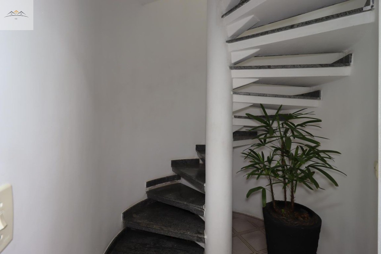 Casa, 5 quartos, 310 m² - Foto 32