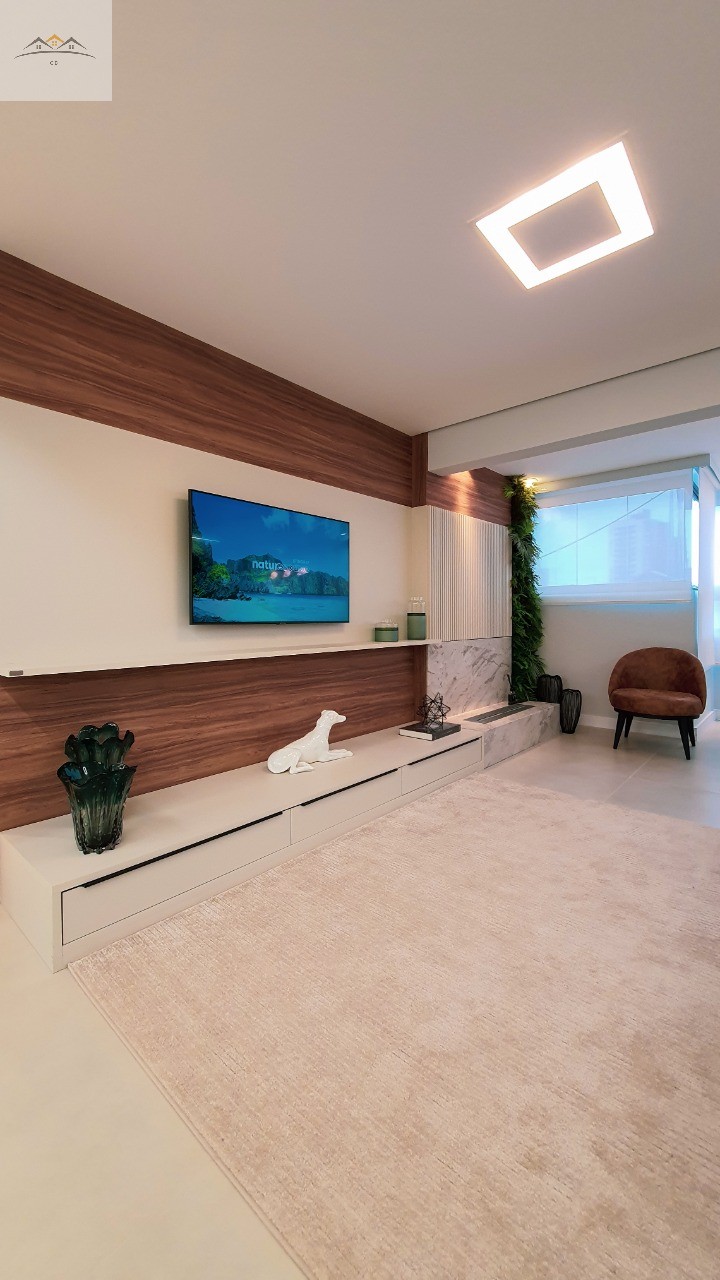 Apartamento, 3 quartos, 140 m² - Foto 1