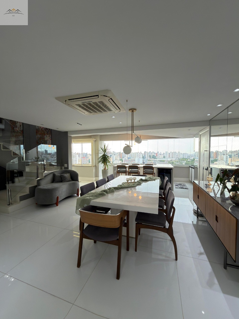Apartamento, 3 quartos, 228 m² - Foto 2