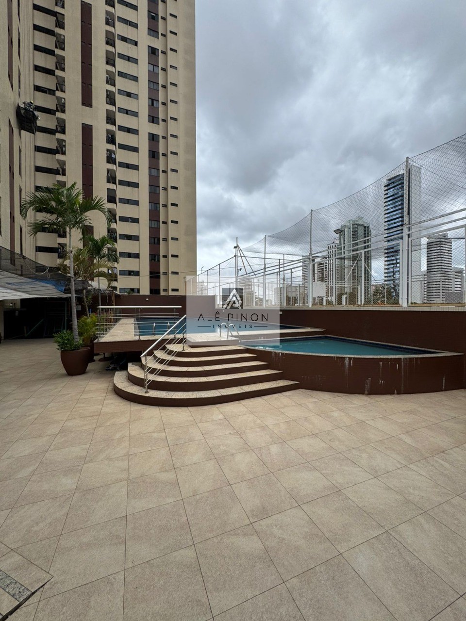 Apartamento de luxo para venda ou locação em Belém-PA, bairro Umarizal, 3 quartos, 3 suítes, 3 salas, 2 vagas, 185m². - foto 2