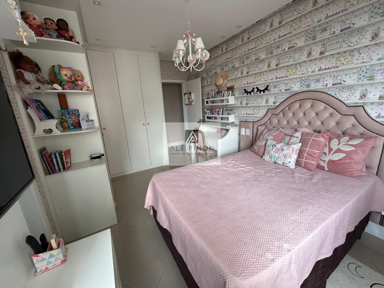 Imperdível oportunidade de investimento em Belém-PA: Apartamento de luxo com 3 quartos, 3 suítes e 3 vagas de garagem no Umarizal!
