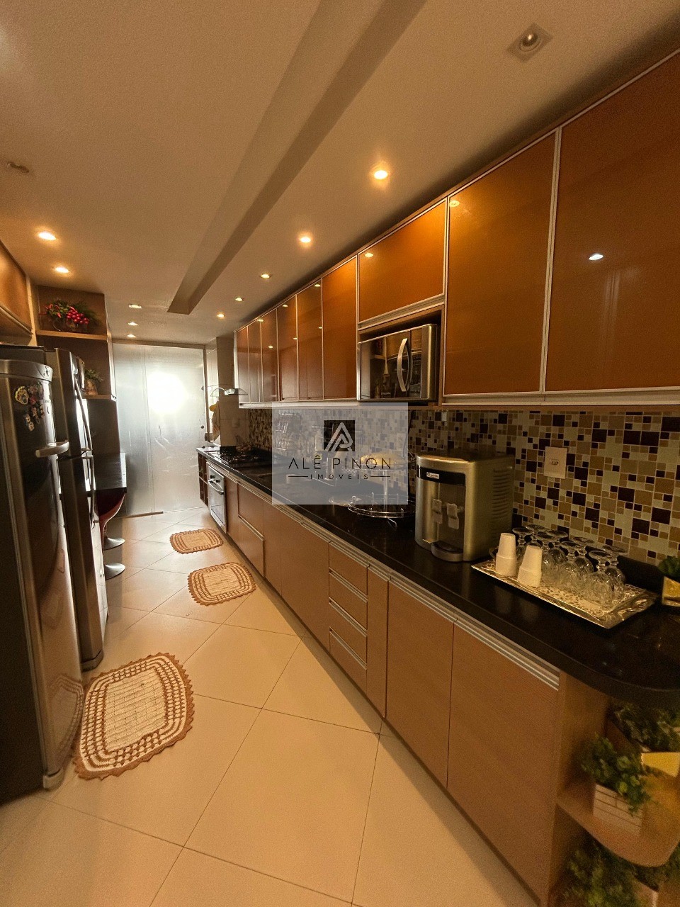Imperdível oportunidade de investimento em Belém-PA: Apartamento de luxo com 3 quartos, 3 suítes e 3 vagas de garagem no Umarizal!
