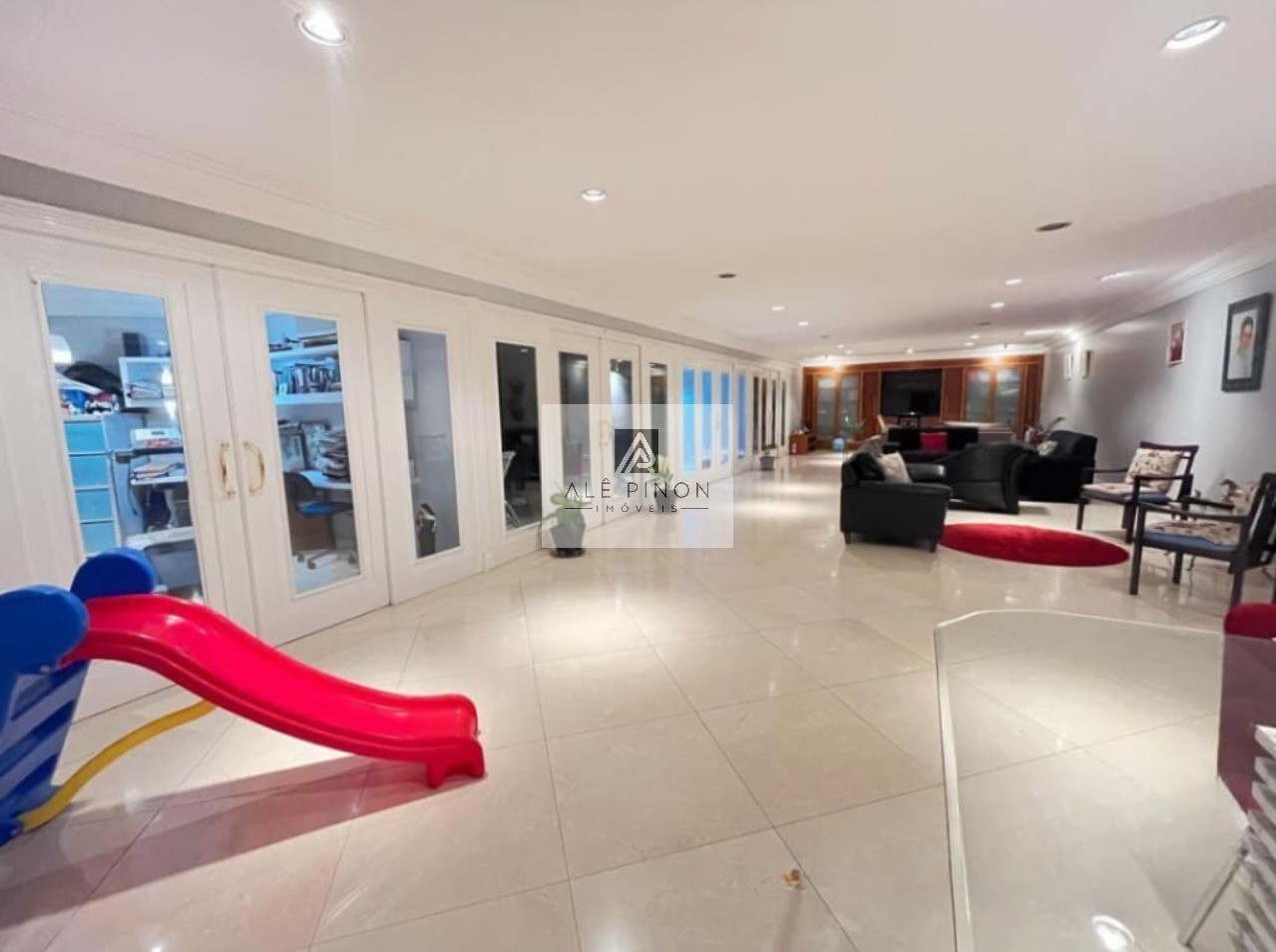 Imperdível: apartamento de luxo com 4 quartos e 4 suítes na 