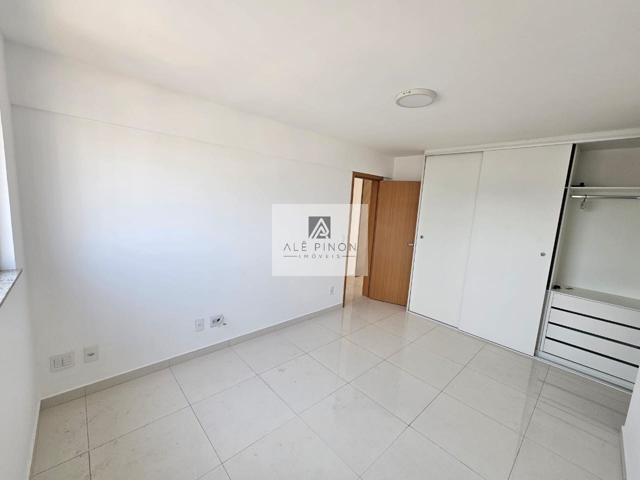 Imóvel de luxo: Apartamento à venda em Belém-PA, Umarizal - 3 quartos, 3 suítes, 2 salas, 2 vagas, 143,10m².