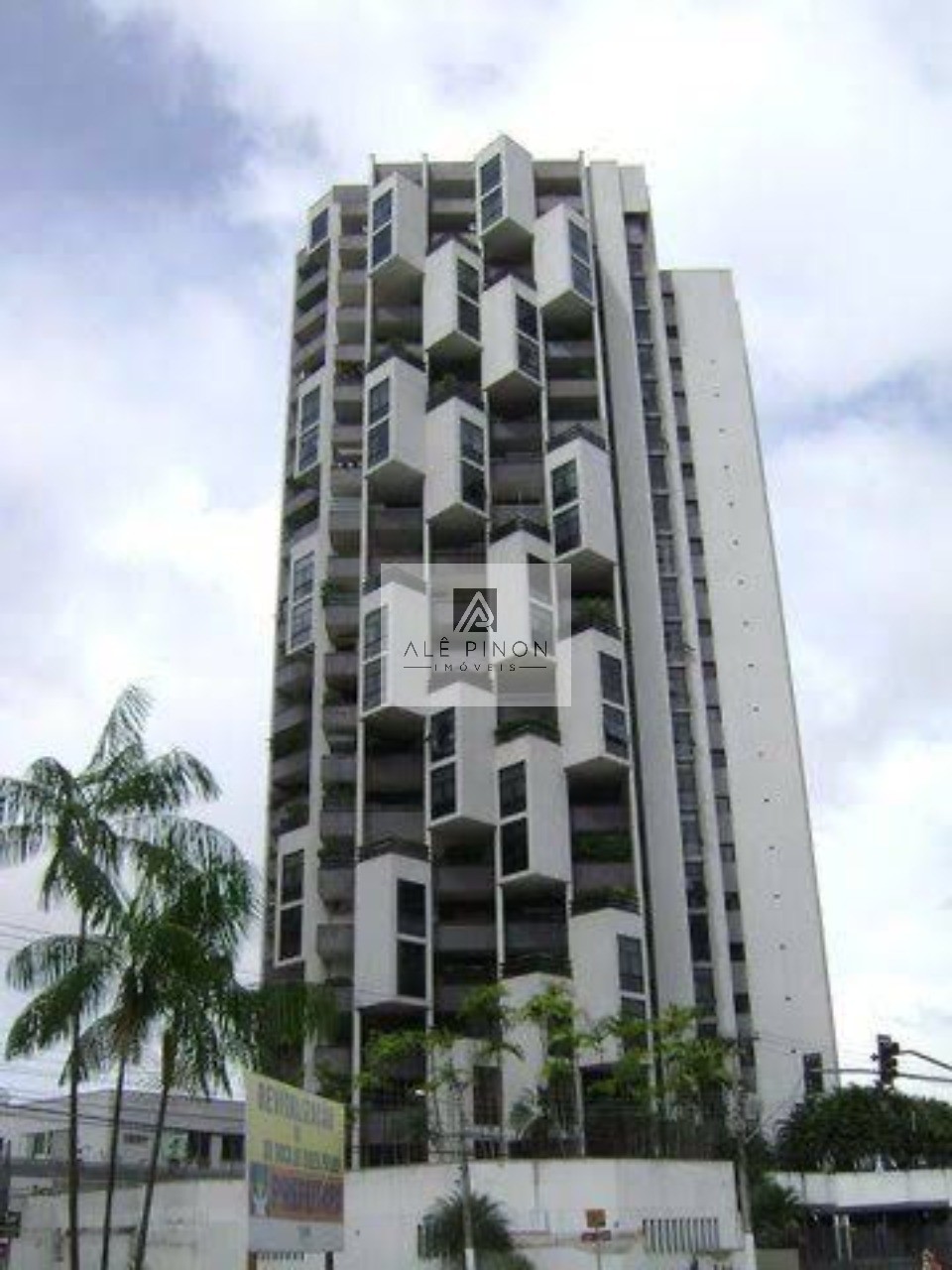 Imperdível: apartamento de luxo com 4 quartos e 4 suítes na 