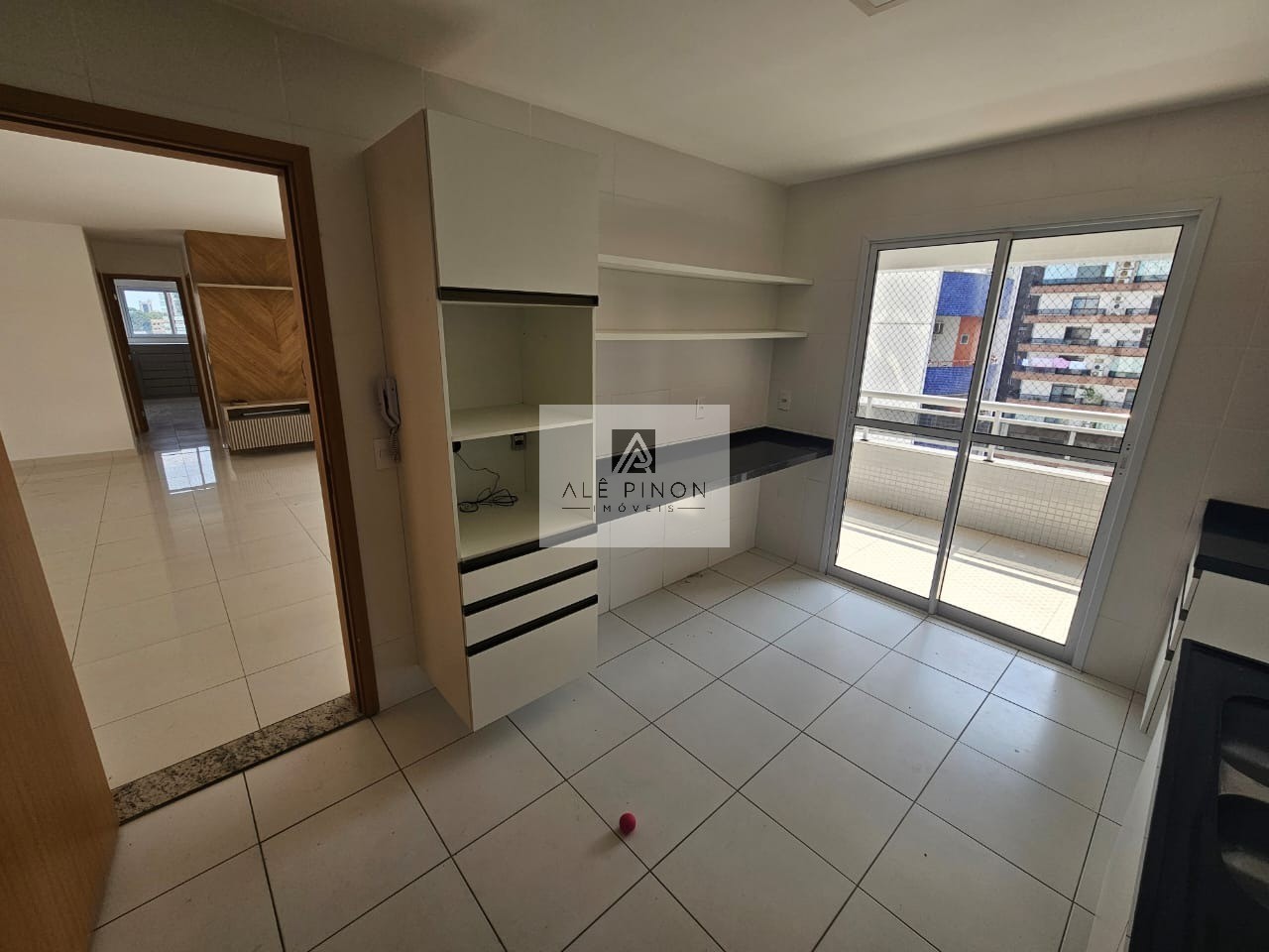Imóvel de luxo: Apartamento à venda em Belém-PA, Umarizal - 3 quartos, 3 suítes, 2 salas, 2 vagas, 143,10m².