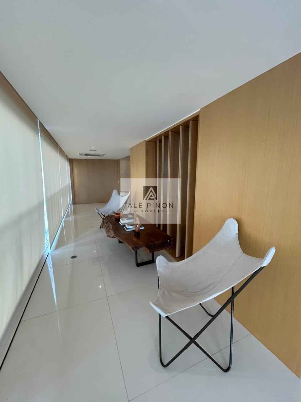 Venda de Apartamento de Luxo com 3 Suítes e 3 Vagas de Garagem na Cidade de - 250m² de Área - Imperdível - Belém