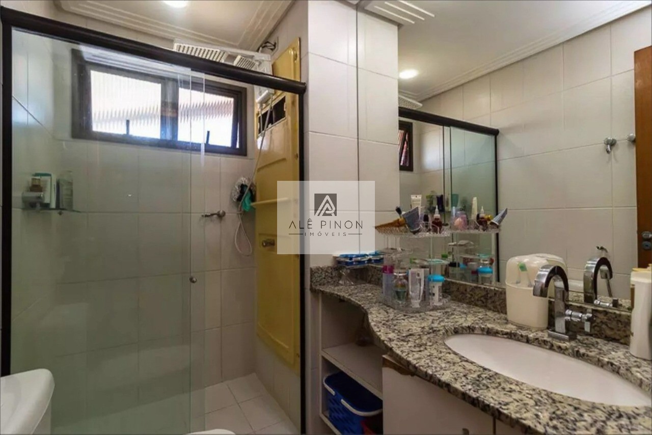 Imóvel de luxo: apartamento de 3 suítes com 204m² e 4 vagas 
