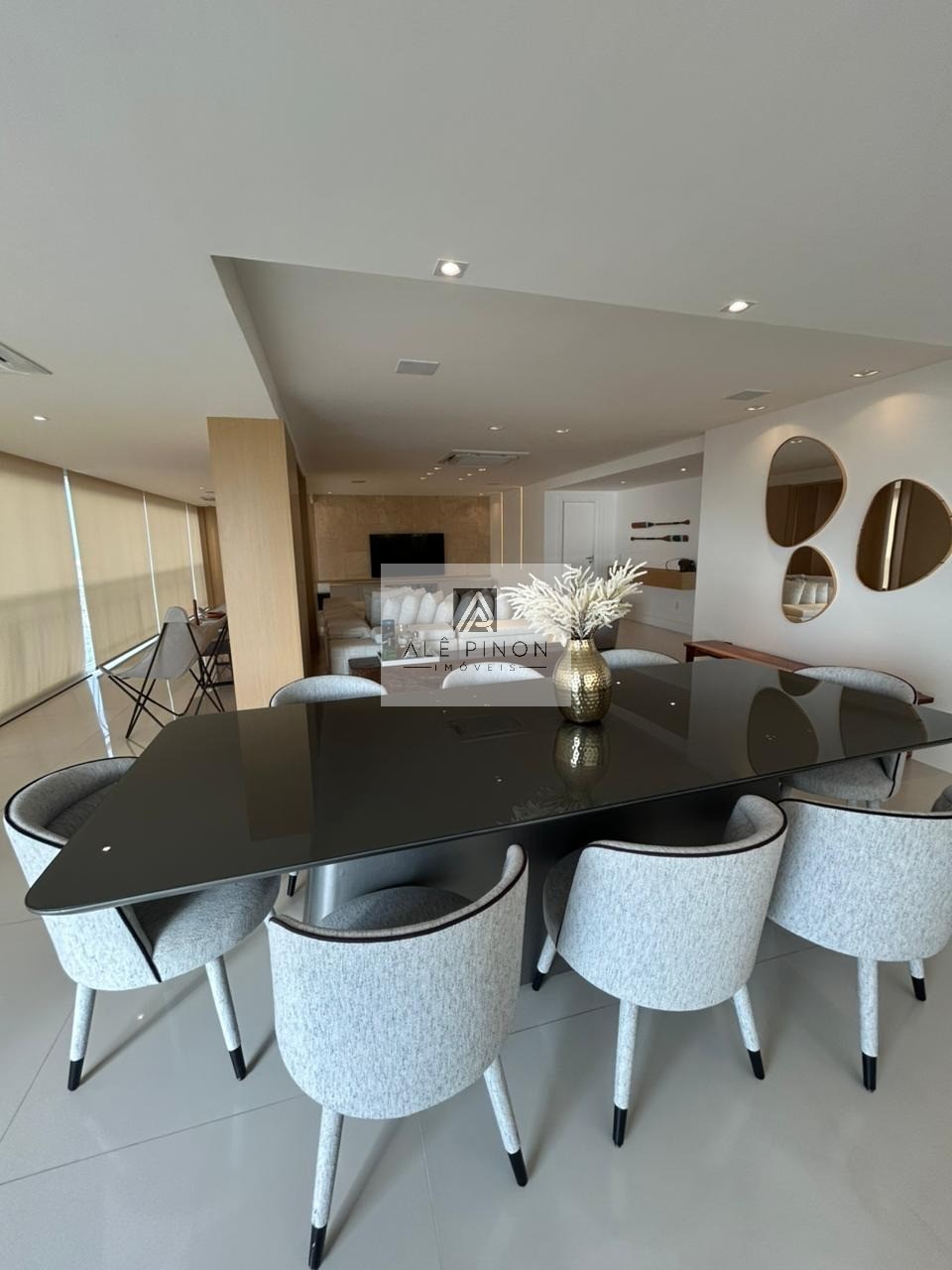 Venda de Apartamento de Luxo com 3 Suítes e 3 Vagas de Garagem na Cidade de - 250m² de Área - Imperdível - Belém