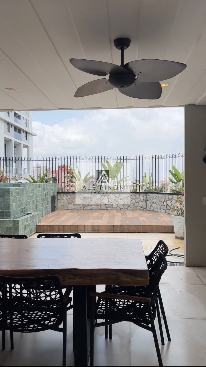 Luxuoso apartamento de 5 quartos e 5 suítes à venda em Batista Campos, Belém-PA, com 3 vagas de garagem e 640m² de área.