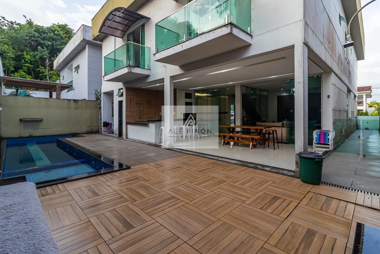 Casa de luxo em condomínio no parque verde, belém-pa: 4 quar