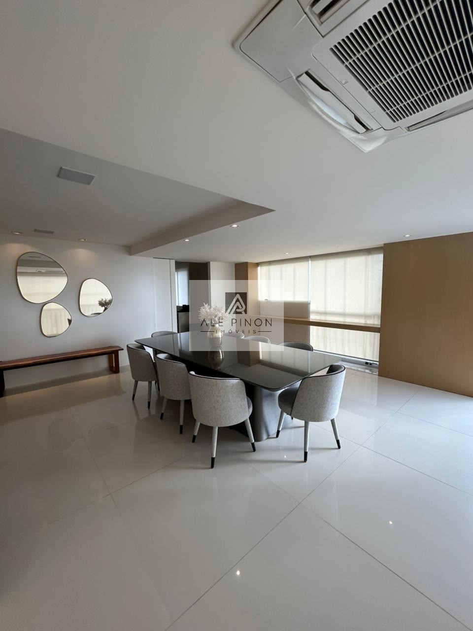 Venda de Apartamento de Luxo com 3 Suítes e 3 Vagas de Garagem na Cidade de - 250m² de Área - Imperdível - Belém