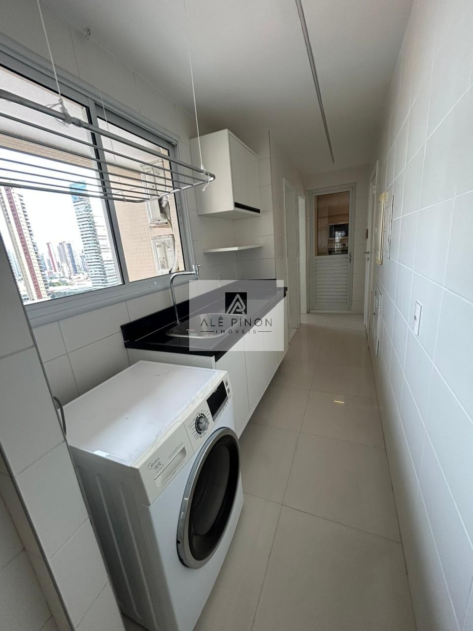 Venda de apartamento de luxo com 3 suítes e 3 vagas de garag