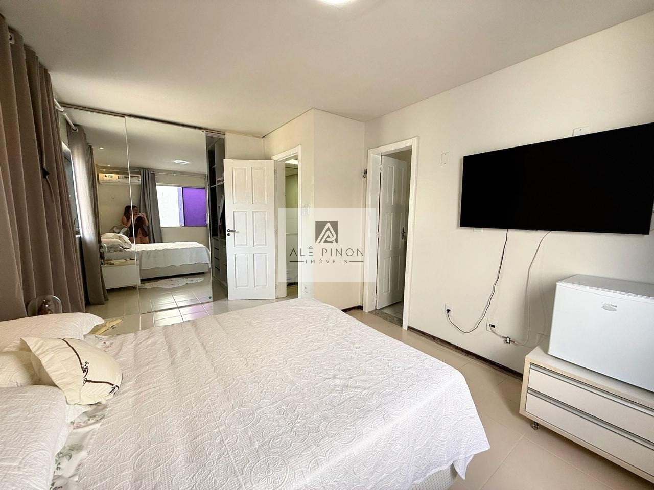 Casa em Condomínio de Luxo no Parque Verde, Belém-PA: 4 Quartos, 1 Suíte, 3 Salas, 2 Vagas de Garagem, 230m² de Área.