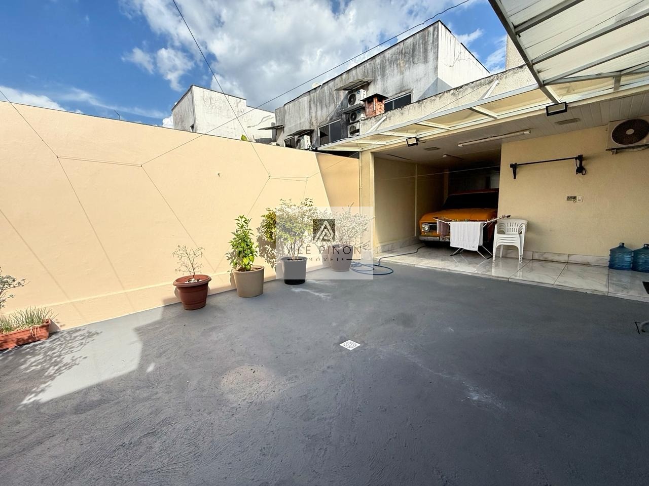 Casa em Condomínio de Luxo no Parque Verde, Belém-PA: 4 Quartos, 1 Suíte, 3 Salas, 2 Vagas de Garagem, 230m² de Área.