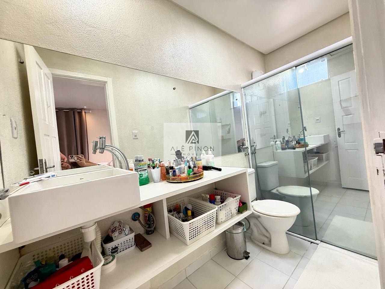 Casa em Condomínio de Luxo no Parque Verde, Belém-PA: 4 Quartos, 1 Suíte, 3 Salas, 2 Vagas de Garagem, 230m² de Área.