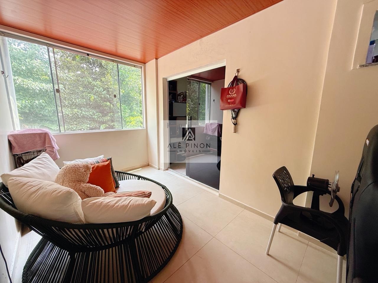Casa em Condomínio de Luxo no Parque Verde, Belém-PA: 4 Quartos, 1 Suíte, 3 Salas, 2 Vagas de Garagem, 230m² de Área.