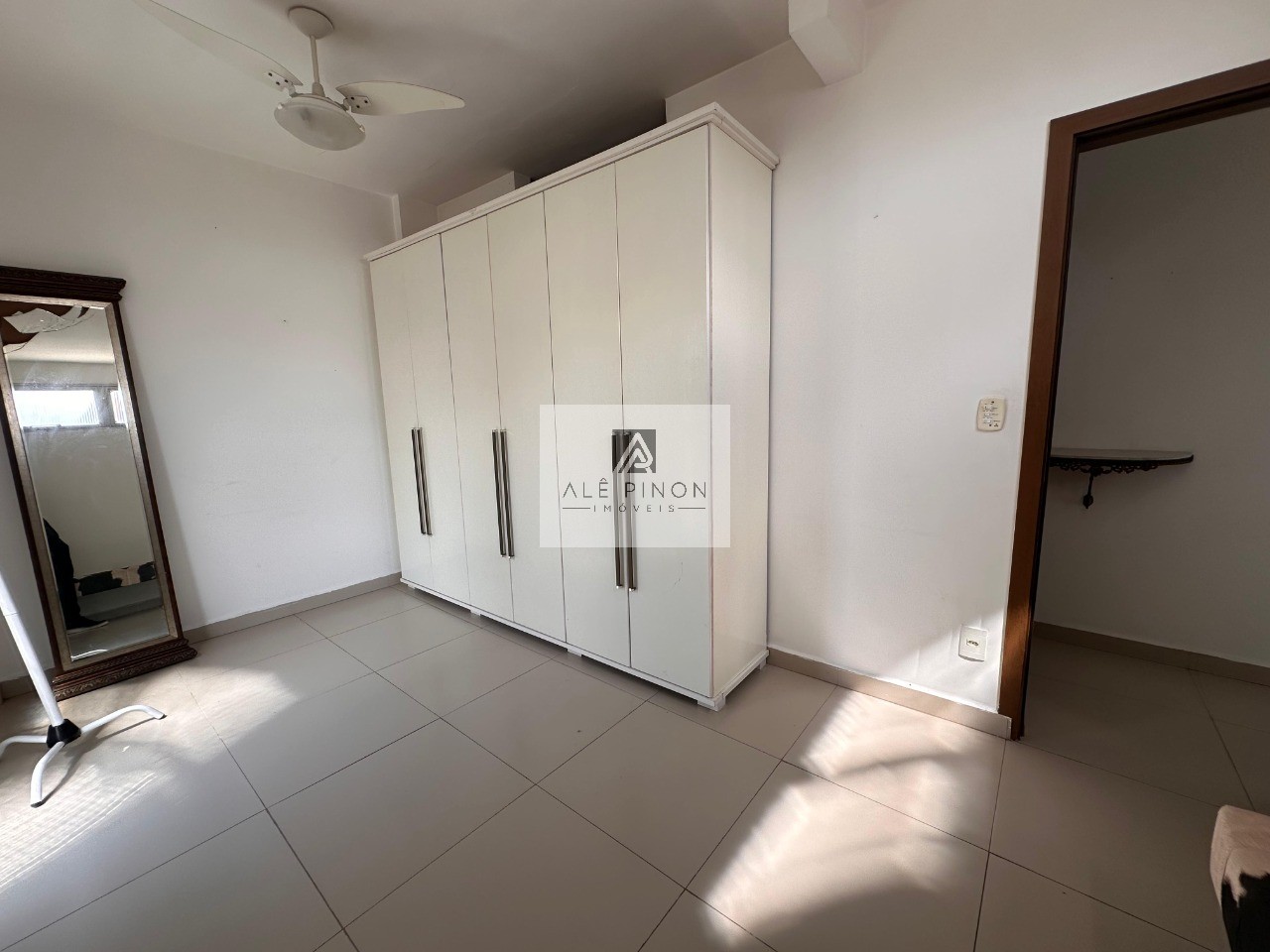 Imperdível apartamento de 3 quartos e 3 suítes no são brás, 