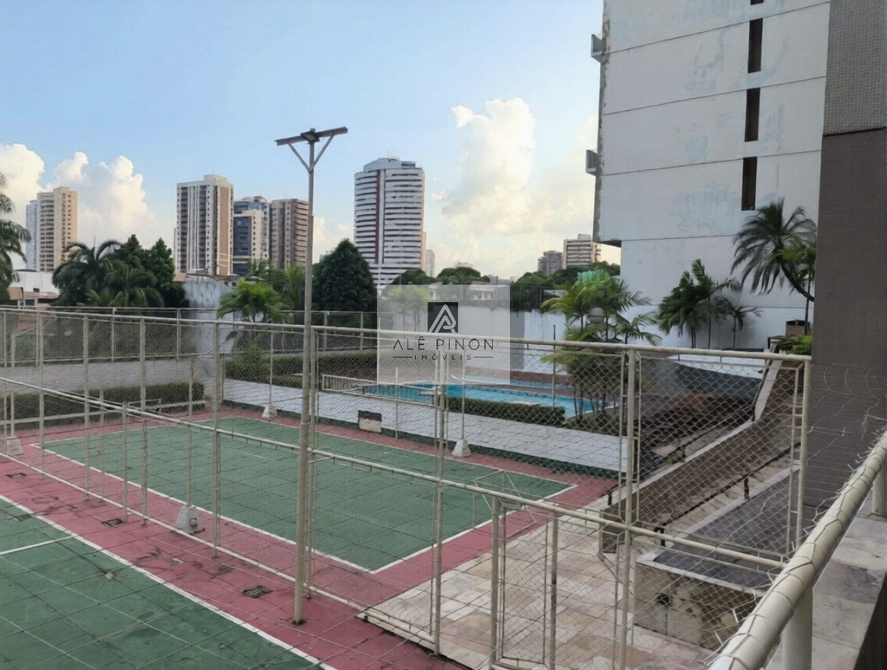 Imperdível: apartamento de luxo com 4 quartos e 4 suítes em 