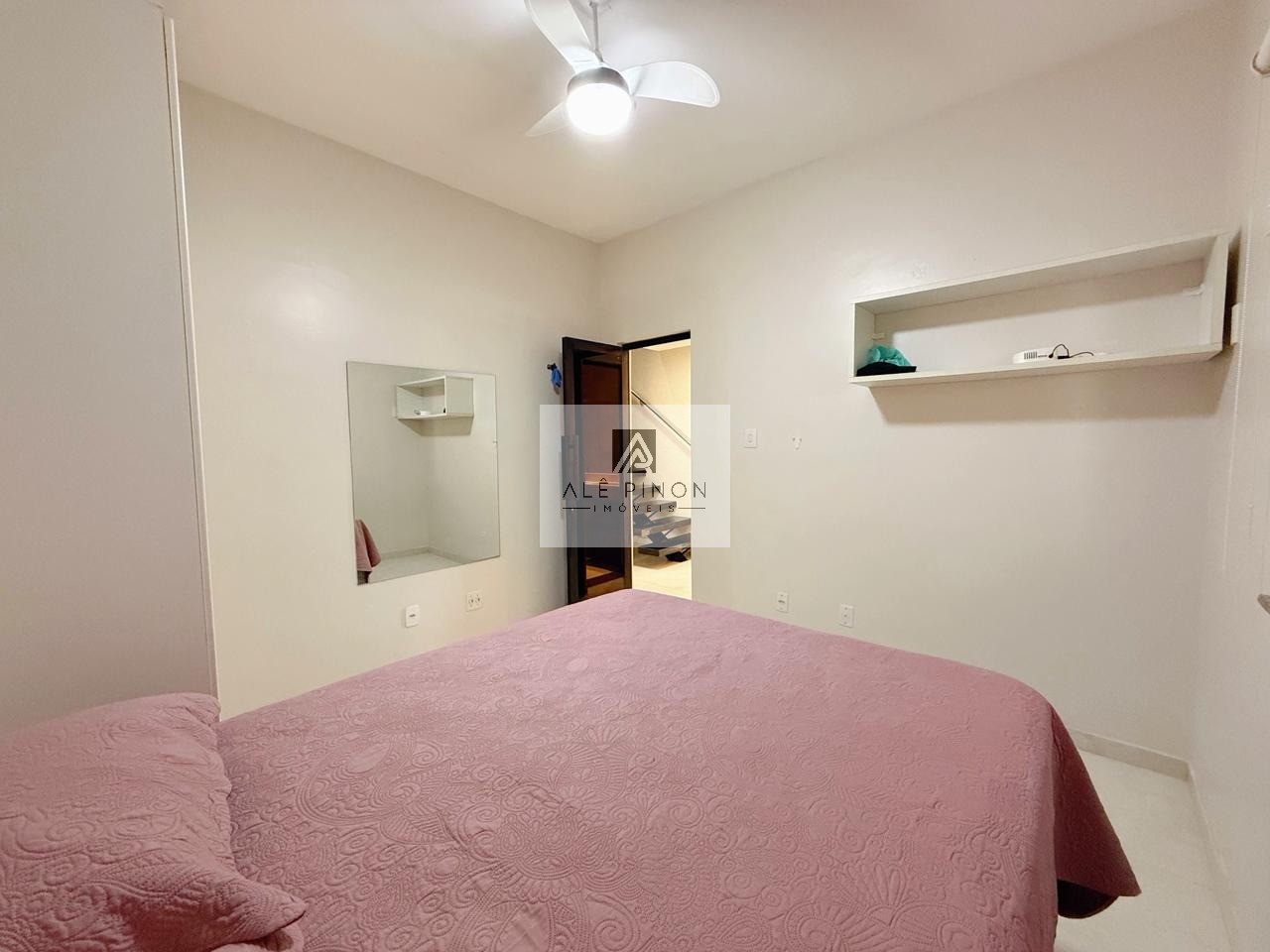 Casa em Condomínio de Luxo no Parque Verde, Belém-PA: 4 Quartos, 1 Suíte, 3 Salas, 2 Vagas de Garagem, 230m² de Área.