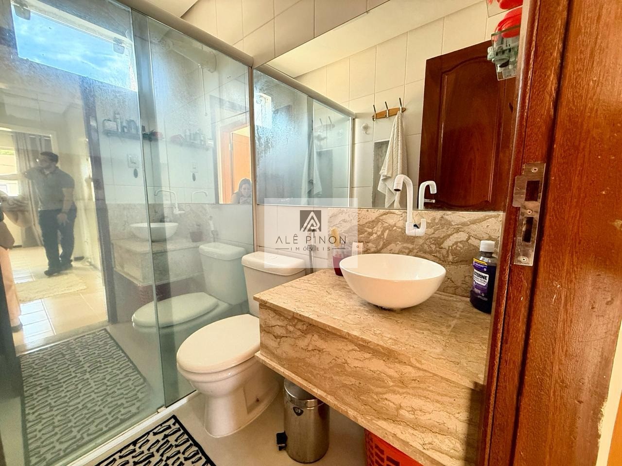 Casa de Luxo em Condomínio no Parque Verde, Belém-PA: 4 Quartos, 1 Suíte, 2 Banheiros, 4 Vagas, 180m². Venha Conferir!