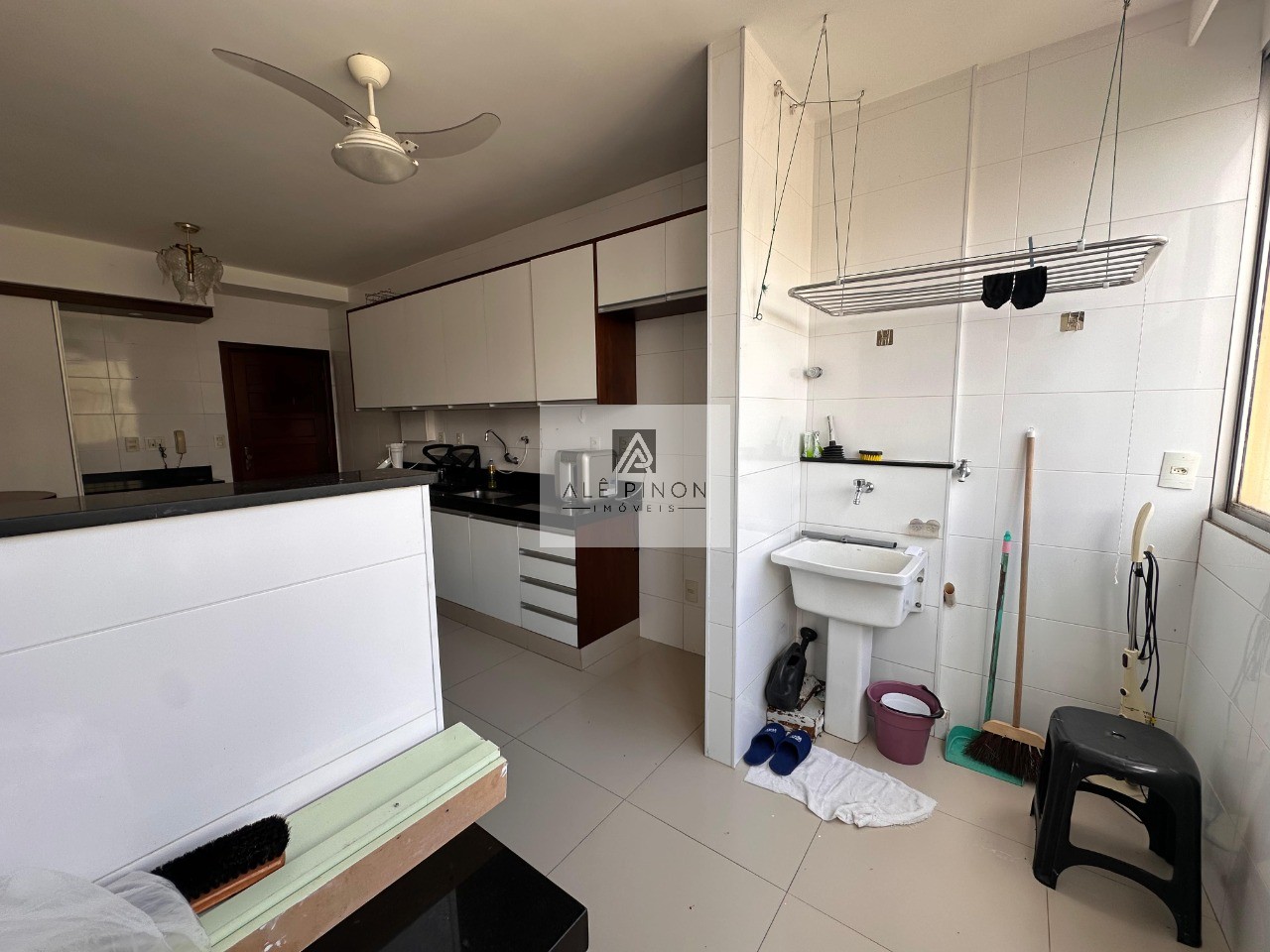 Imperdível apartamento de 3 quartos e 3 suítes no são brás, 