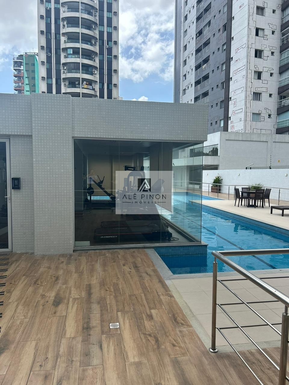 Imóvel de alto padrão: apartamento de luxo com 3 quartos e 4