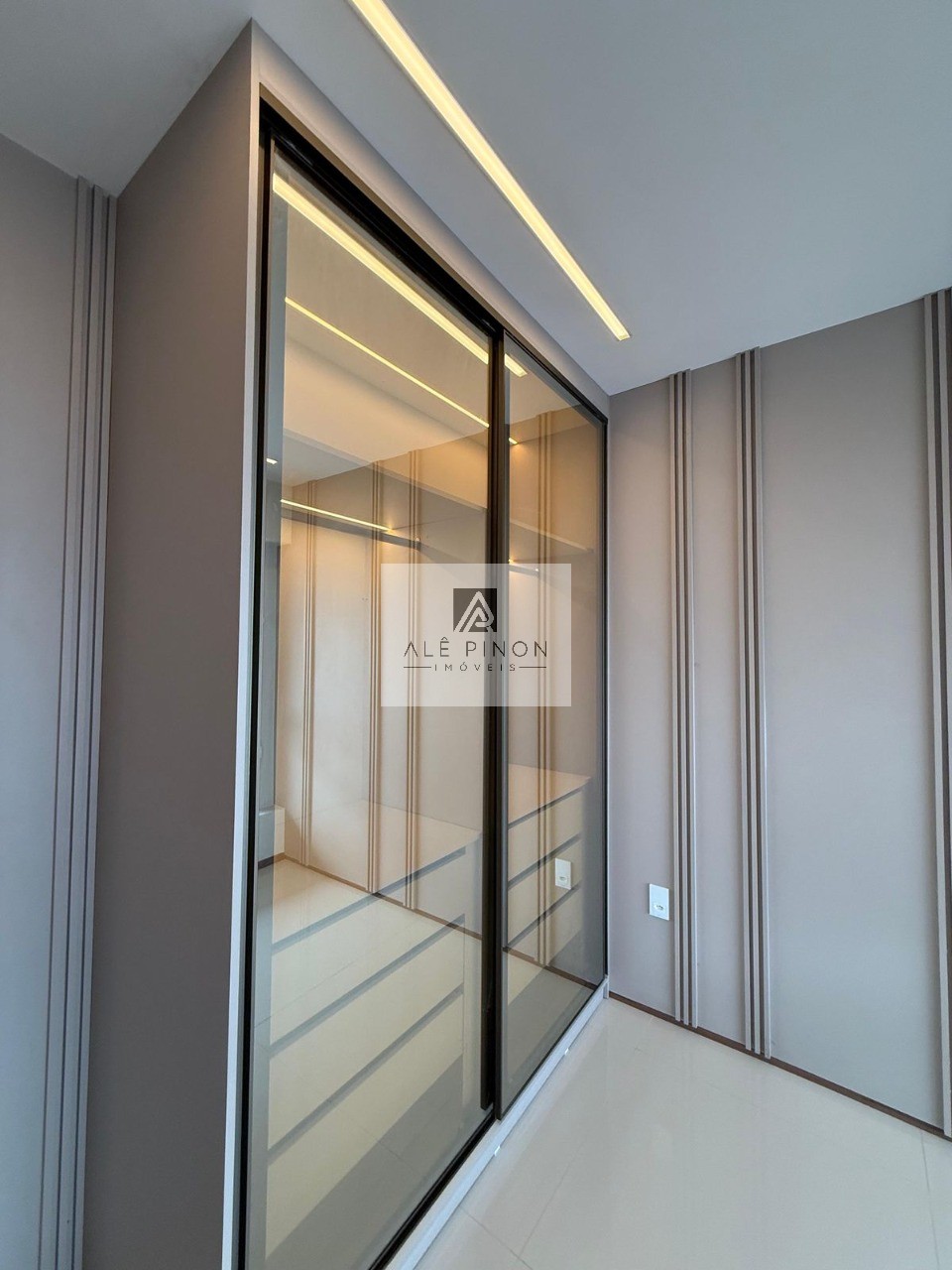 Apartamento de luxo em condomínio exclusivo em batista campo
