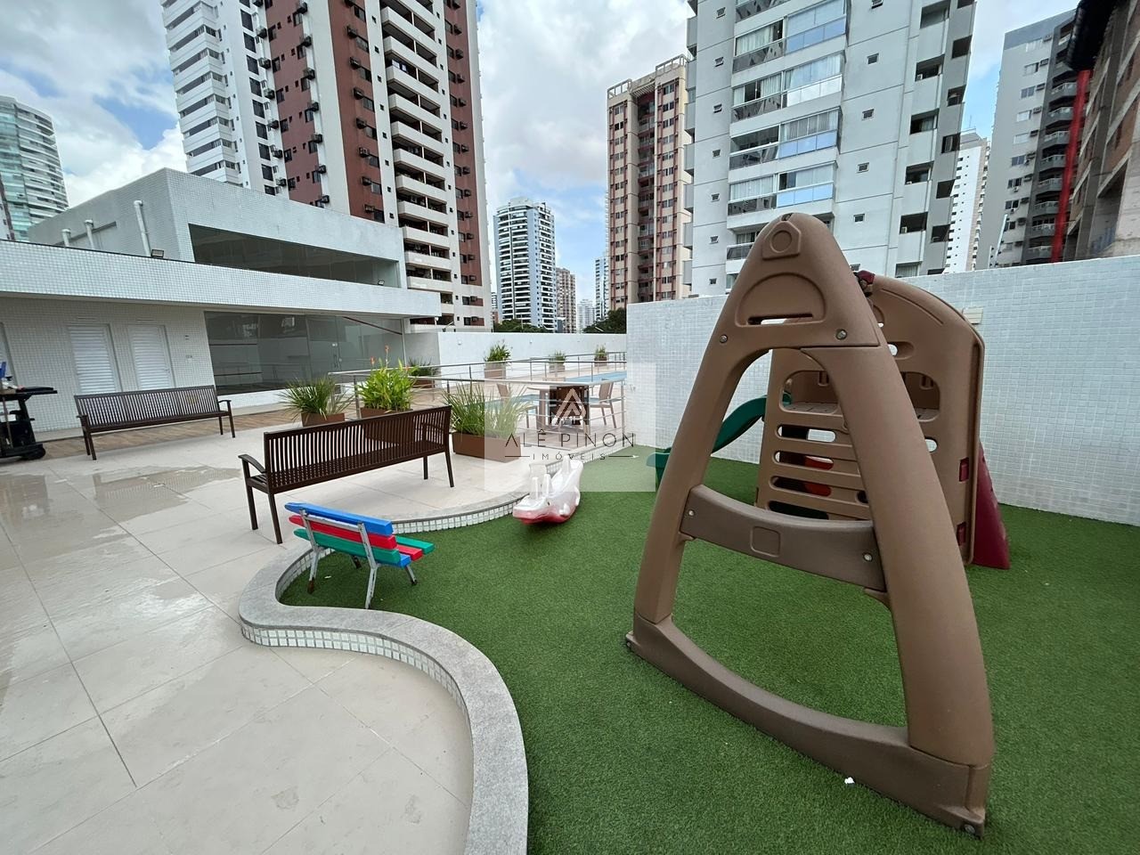 Imóvel de alto padrão: apartamento de luxo com 3 quartos e 4