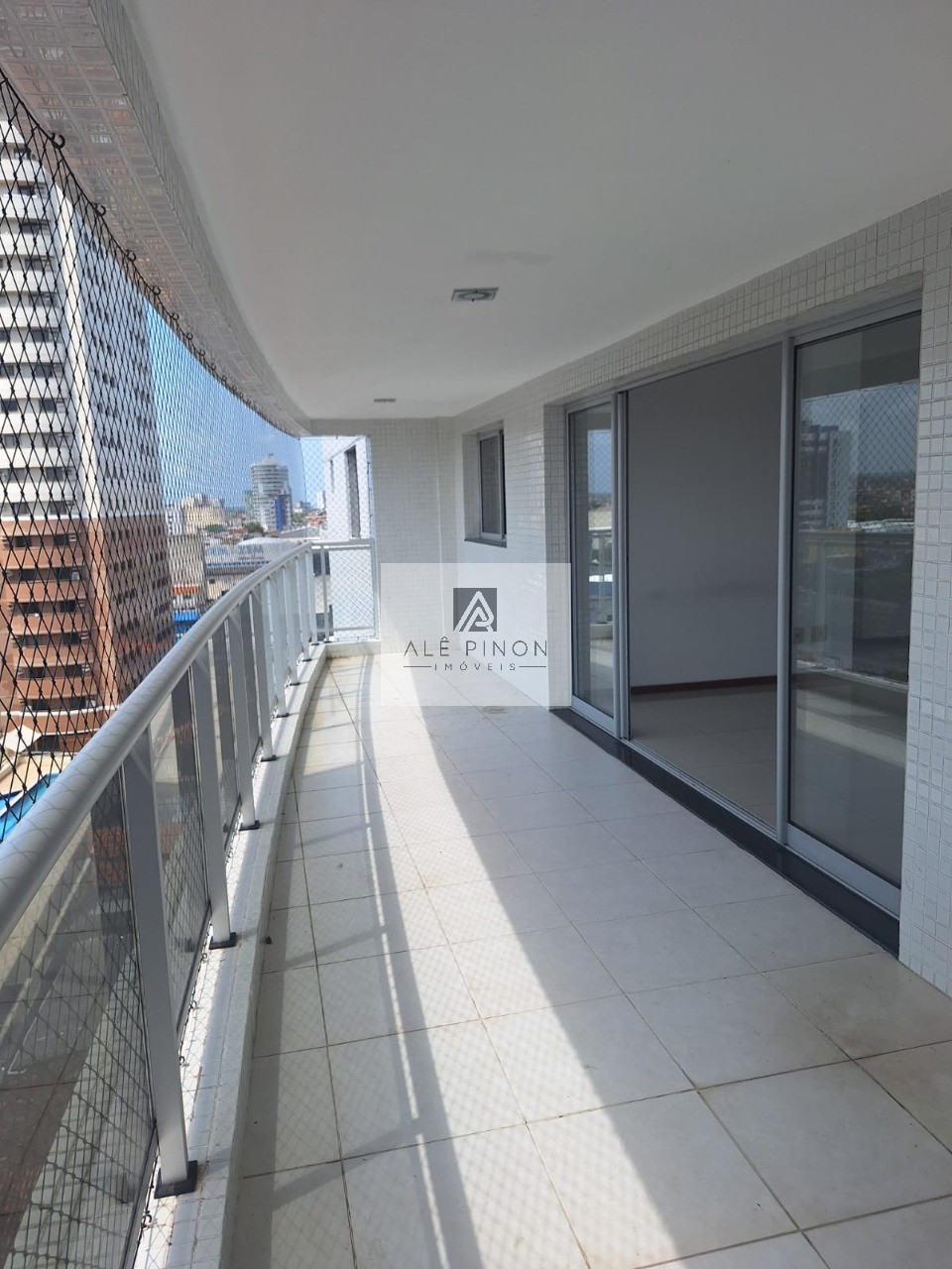 Imperdível apartamento de luxo no marco: 3 quartos, 3 suítes