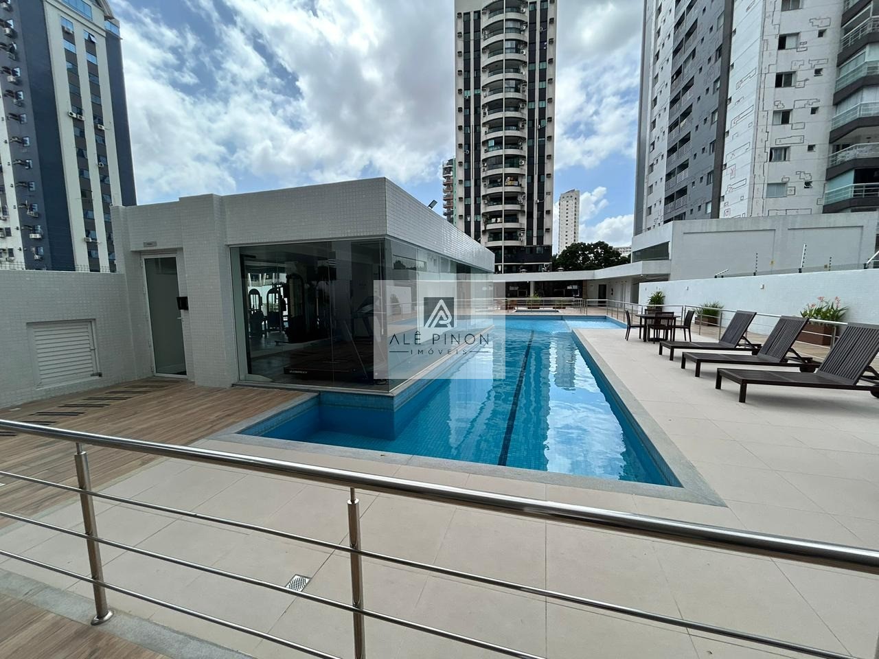 Imóvel de alto padrão: apartamento de luxo com 3 quartos e 4