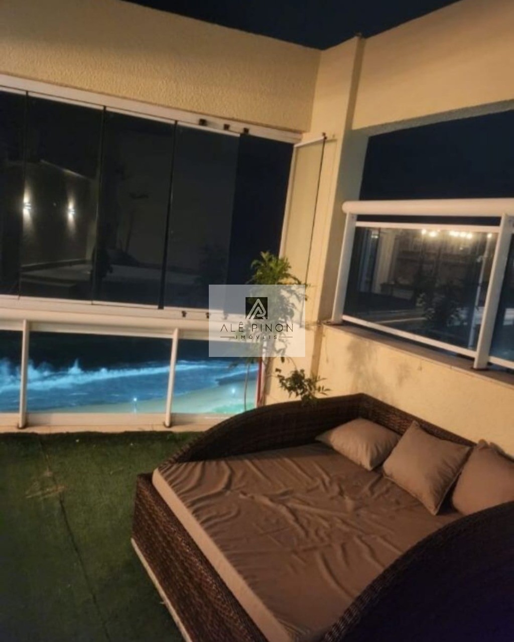 Oportunidade imperdível: Apartamento de luxo na Praia Campista, Macaé-RJ, com 3 quartos, 3 suítes e 145m²!