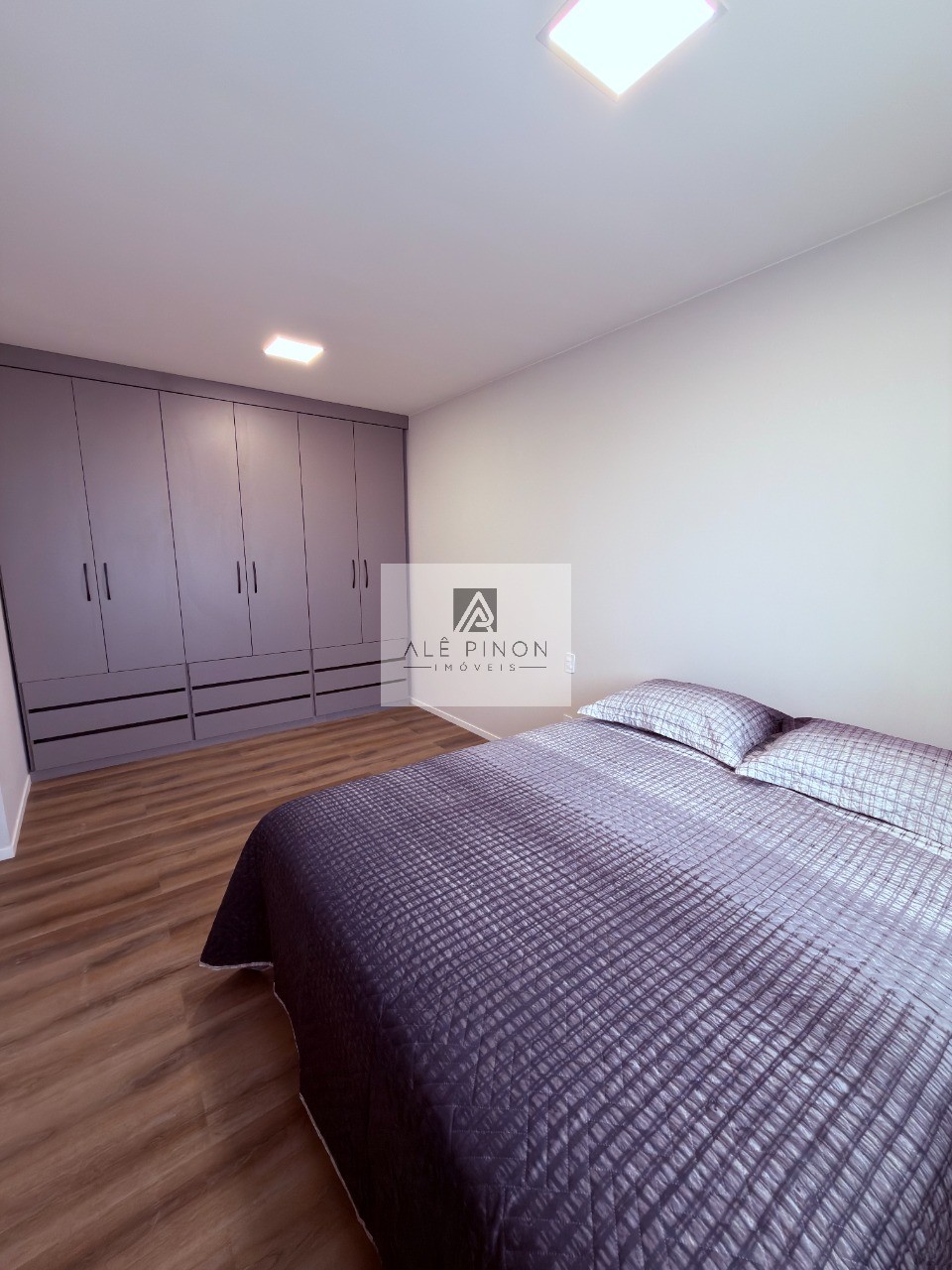 Apartamento para locação em Belém-PA, bairro Jurunas: 2 quartos, 1 suíte, 1 sala, 1 vaga na garagem, 78m². Mobiliado. Venha conferir!