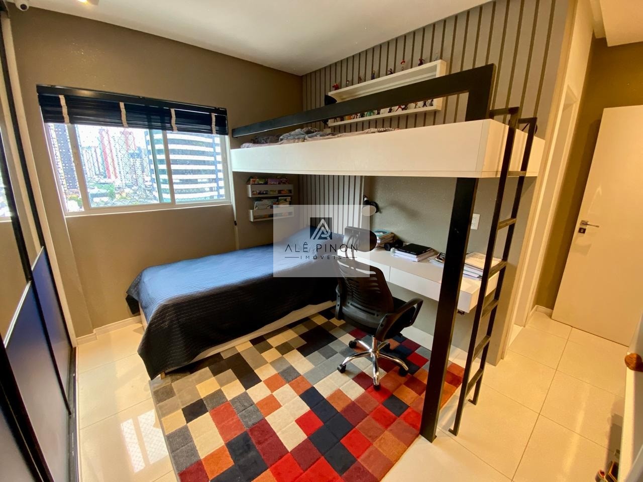 Luxuoso apartamento de 3 quartos, 3 suítes e 3 salas à venda em Nazaré, Belém-PA - 180m² de puro conforto!