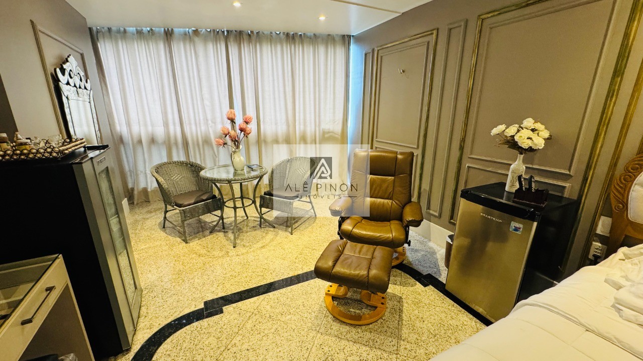 Imperdível apartamento de luxo com 4 quartos e 4 suítes na Campina, Belém-PA - 512m², 4 vagas!