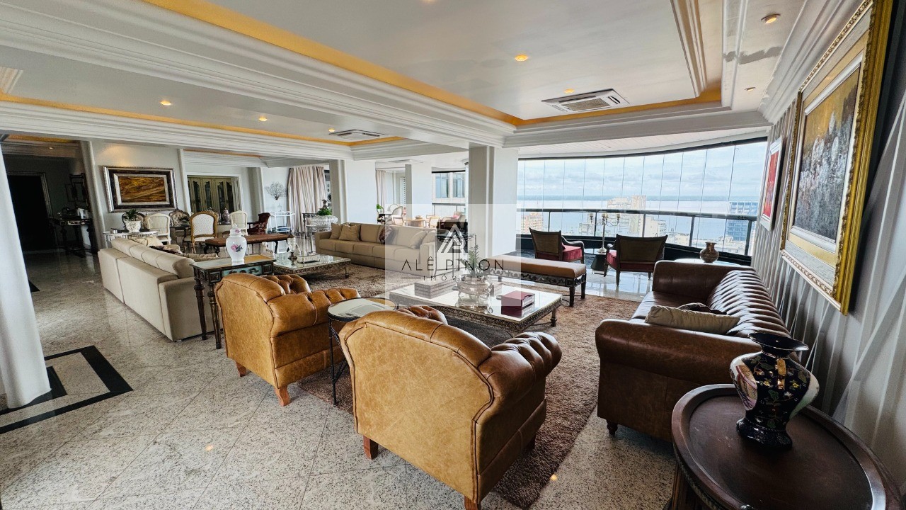 Imperdível apartamento de luxo com 4 quartos e 4 suítes na Campina, Belém-PA - 512m², 4 vagas!