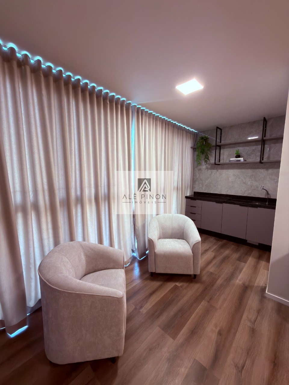 Apartamento para locação em Belém-PA, bairro Jurunas: 2 quartos, 1 suíte, 1 sala, 1 vaga na garagem, 78m². Mobiliado. Venha conferir!
